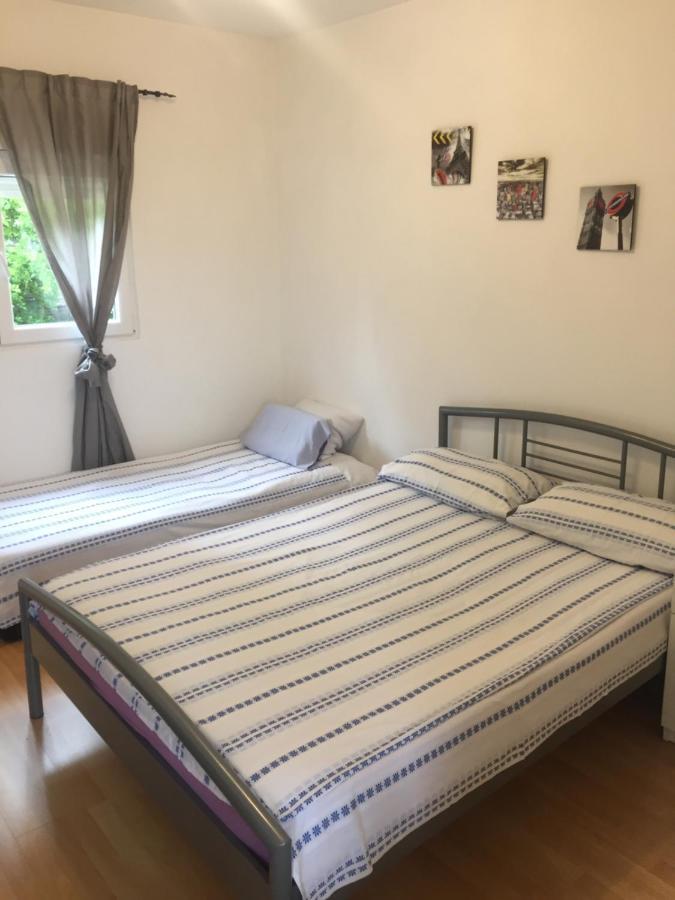 Apartman Lili Cetinje Luaran gambar