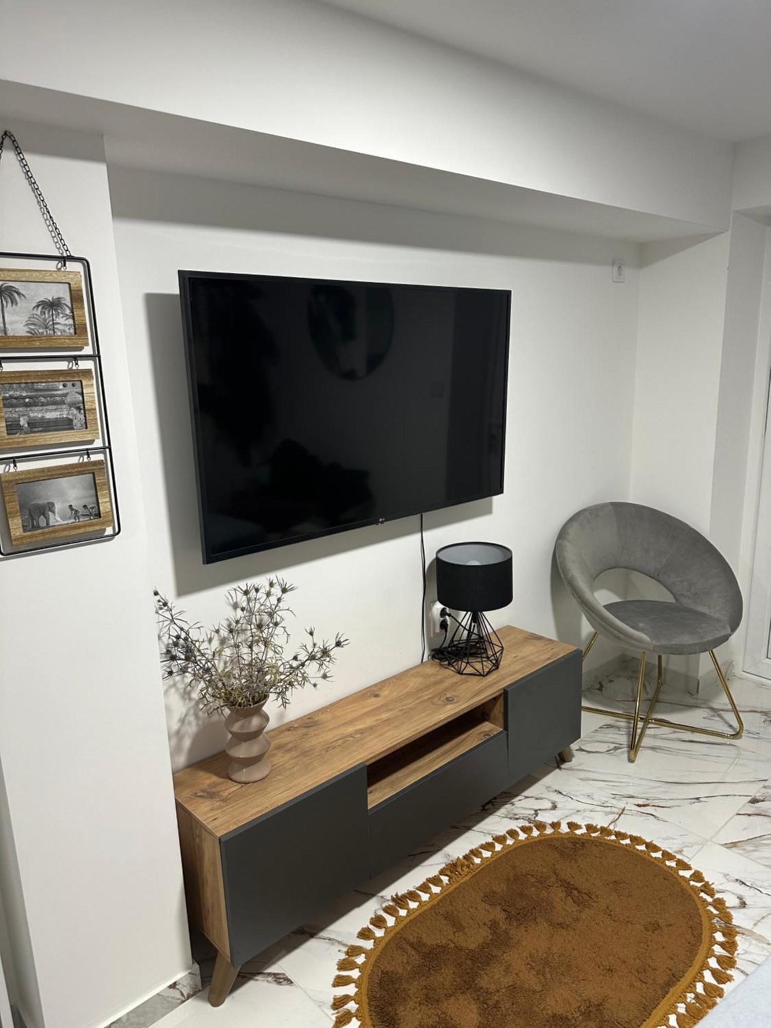 Apartman Lili Cetinje Luaran gambar