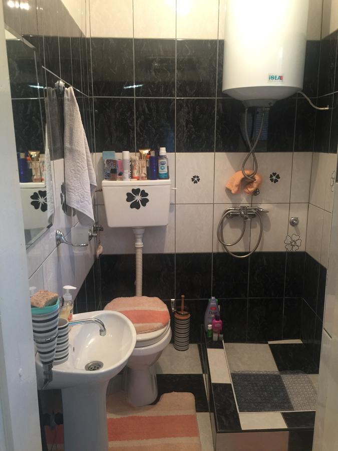 Apartman Lili Cetinje Luaran gambar