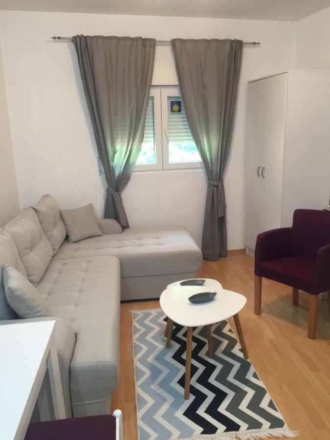 Apartman Lili Cetinje Luaran gambar