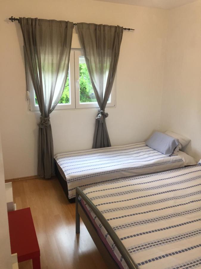 Apartman Lili Cetinje Luaran gambar